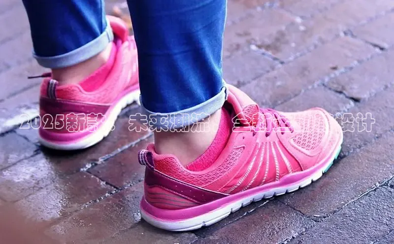 2025新款：未来潮流，全新运动鞋设计