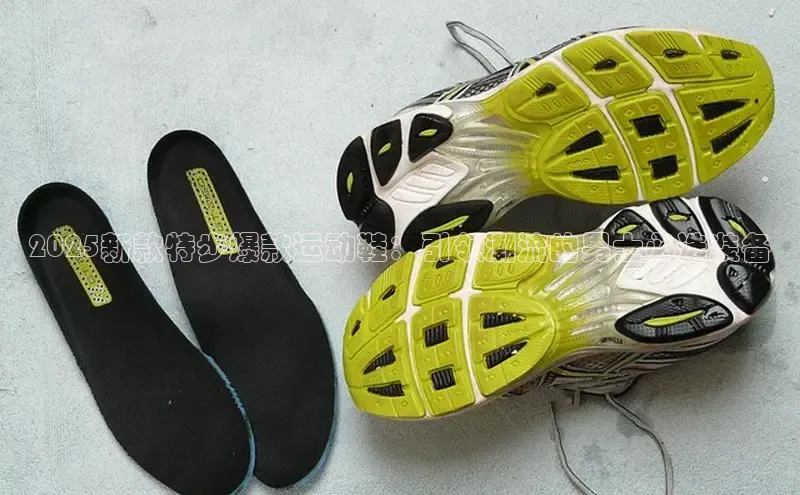 2025新款特步爆款运动鞋：引领潮流的男士必选装备